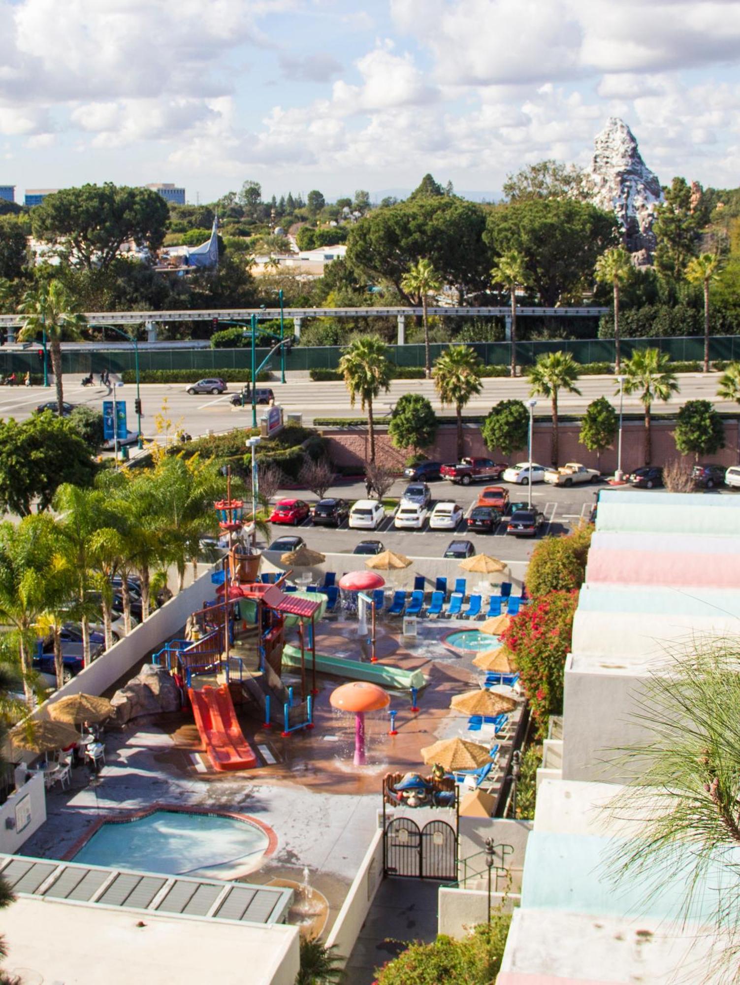 Howard Johnson By Wyndham Anaheim Hotel & Water Playground Luaran gambar